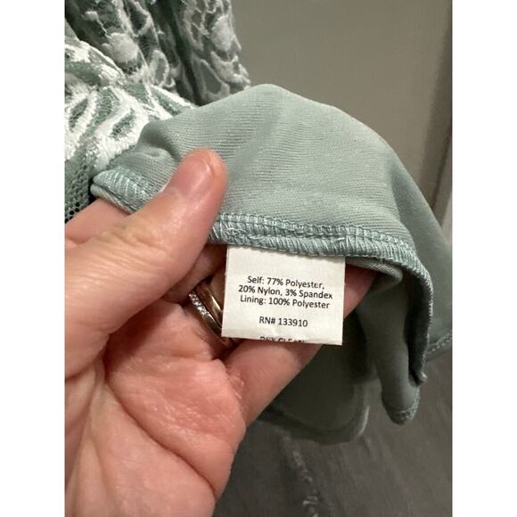 Show Me Your‎ Mumu Jenn Maxi Dress Green Lace size XXS New - Picture 5 of 10